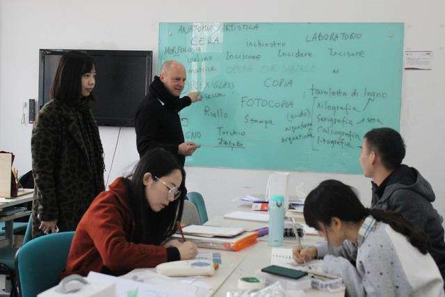 8e3d6f000d42d1403fef15e6792b98a0.jpg 00002.jpg