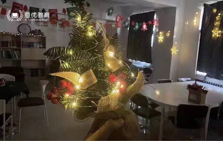 af1bf0dc9bdb846c575f3e9d59aa74e1.jpg 圣誕節(jié)111.jpg