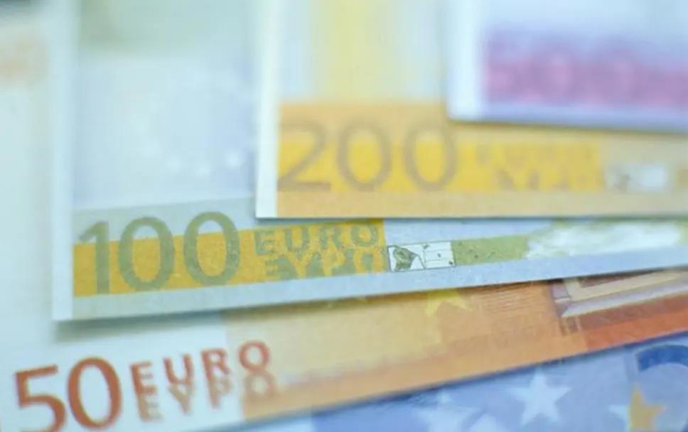 ffdd09fca5d1fe4a821e7853a3329526.jpg 1111111.jpg